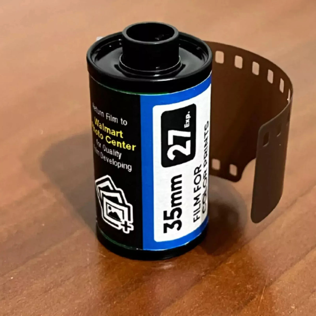 Onn Focus Reusable 35mm Camera with Flash + Film + Battery Included - Black™